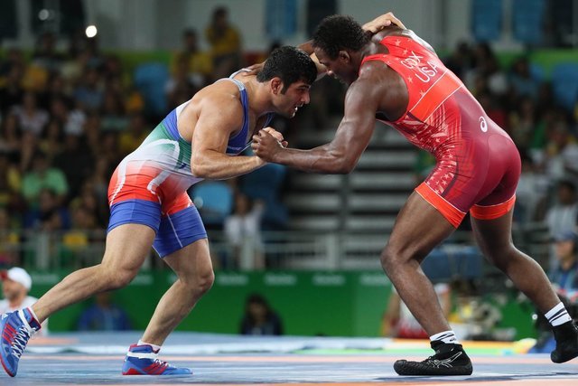 قرعه دشوار اطری، مقصودی و علیرضا کریمی در کشتی آزاد قهرمانی جهان