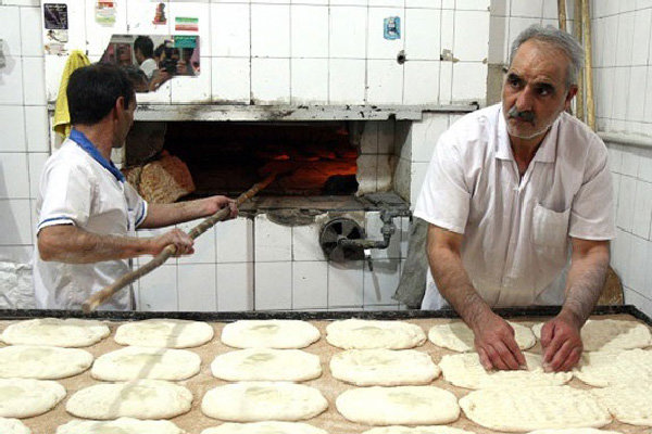 نیمی از نان‌ در کشور با جوش‌شیرین تولید می‌شود