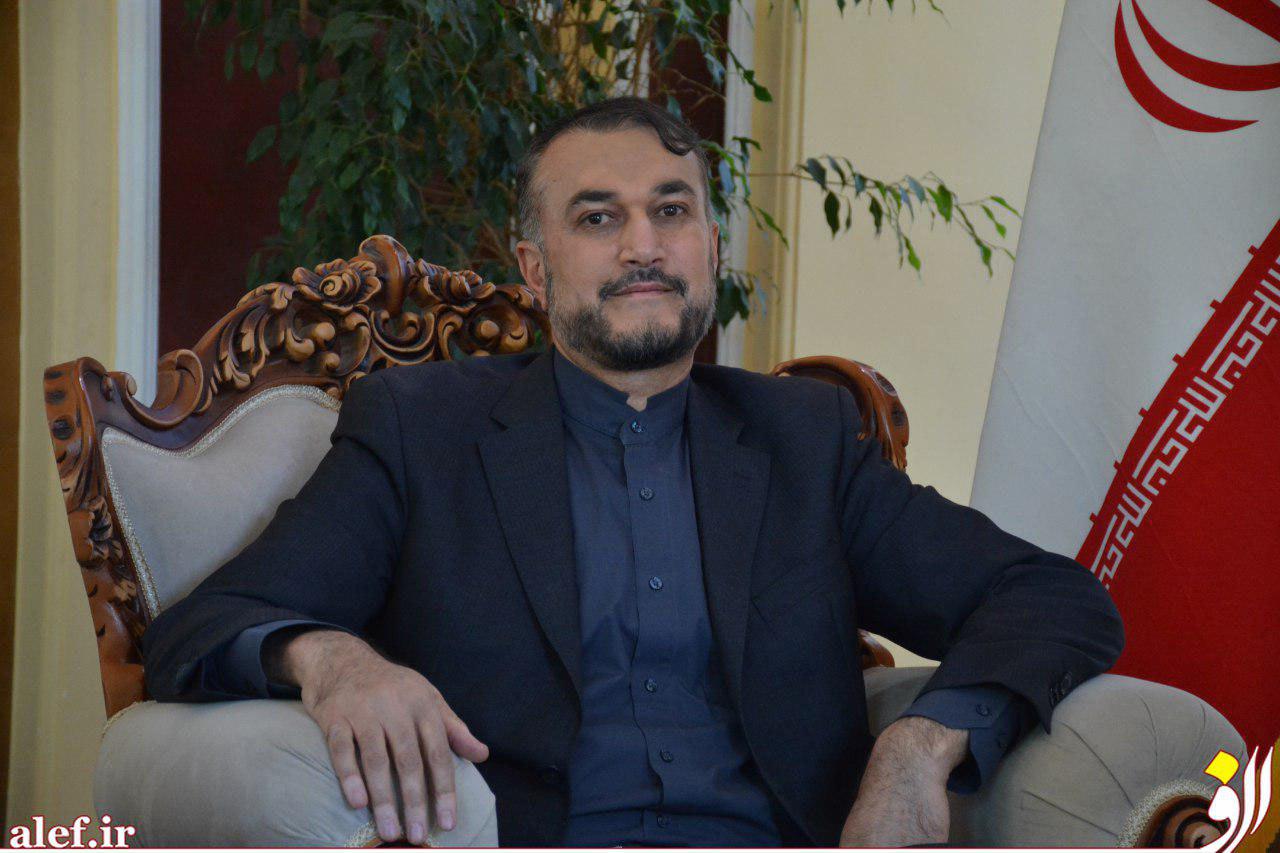 مواضع تند عربستان و امارات حالتی خصمانه بخود گرفته است/ با روسیه در مورد رژیم صهیونیستی اشتراک نداریم/ برخی روشنفکران ادعا میکنند که چرا باید در سوریه بجنگیم! مواضع تند عربستان و امارات حالتی خصمانه بخود گرفته است/ با روسیه در مورد رژیم صهیونیستی اشتراک نداریم/ برخی روشنفکران ادعا میکنند که چرا باید در سوریه بجنگیم!