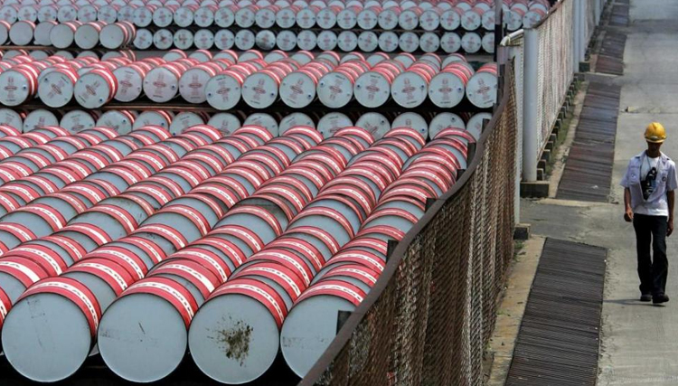 دلایل ناکامی عرضه‌ی نفت در بورس/ ایا راه اندازی بورس نفت در استانه تحریم نفتی شدنی است؟