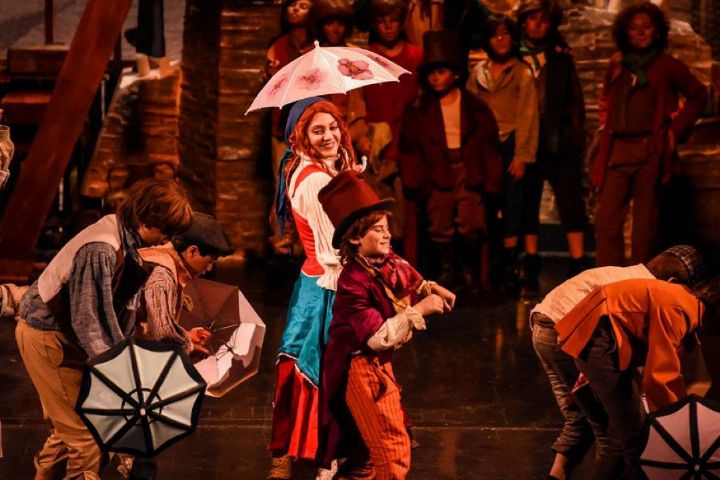 وقتی تئاتر کالای لوکس سبد خانوار می‌شود