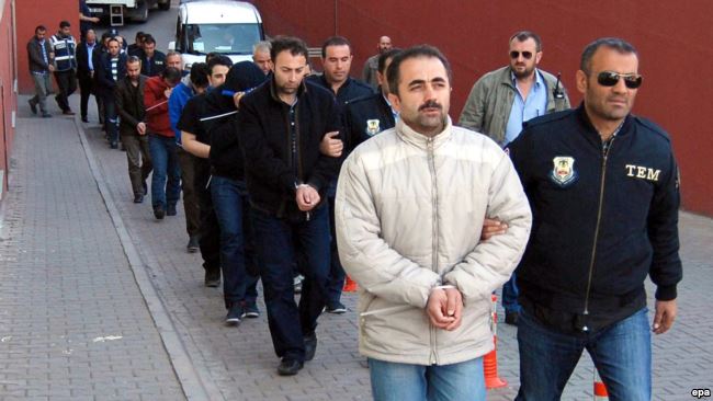 239 نفر در ترکیه به اتهام همکاری با گروه گولن بازداشت شدند