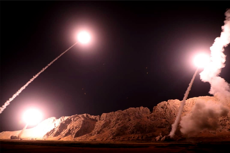 حمله موشکی سپاه به مقر تروریست‌ها در شرق سوریه