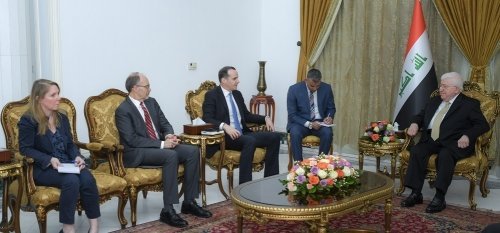 دیدار فرستاده رئیس جمهور آمریکا با فواد معصوم