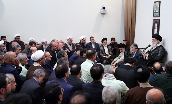 نباید جنبه‌های سیاسی حج فراموش شود/پیام‌های سیاسی حجِ انقلاب اسلامی را به دنیای اسلام برسانید