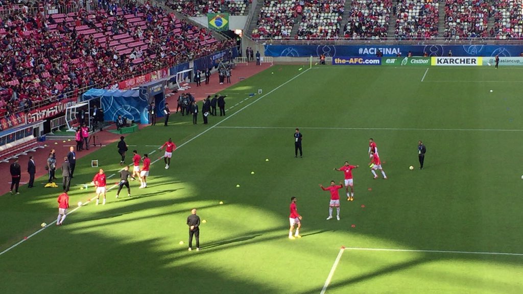 حضور بازیکنان پرسپولیس در درون زمین کاشیما ساکر +عکس