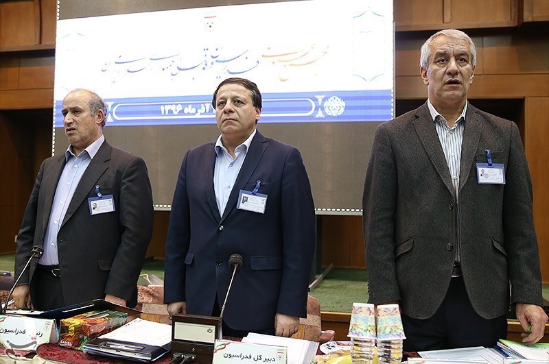بازنشسته‌های فدراسیون فوتبال رفتنی شدند