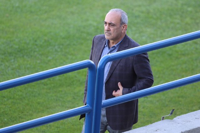 به اندیشه بزرگ بازیکنانم افتخار می‌کنم/ می‌توانیم قهرمان آسیا شویم