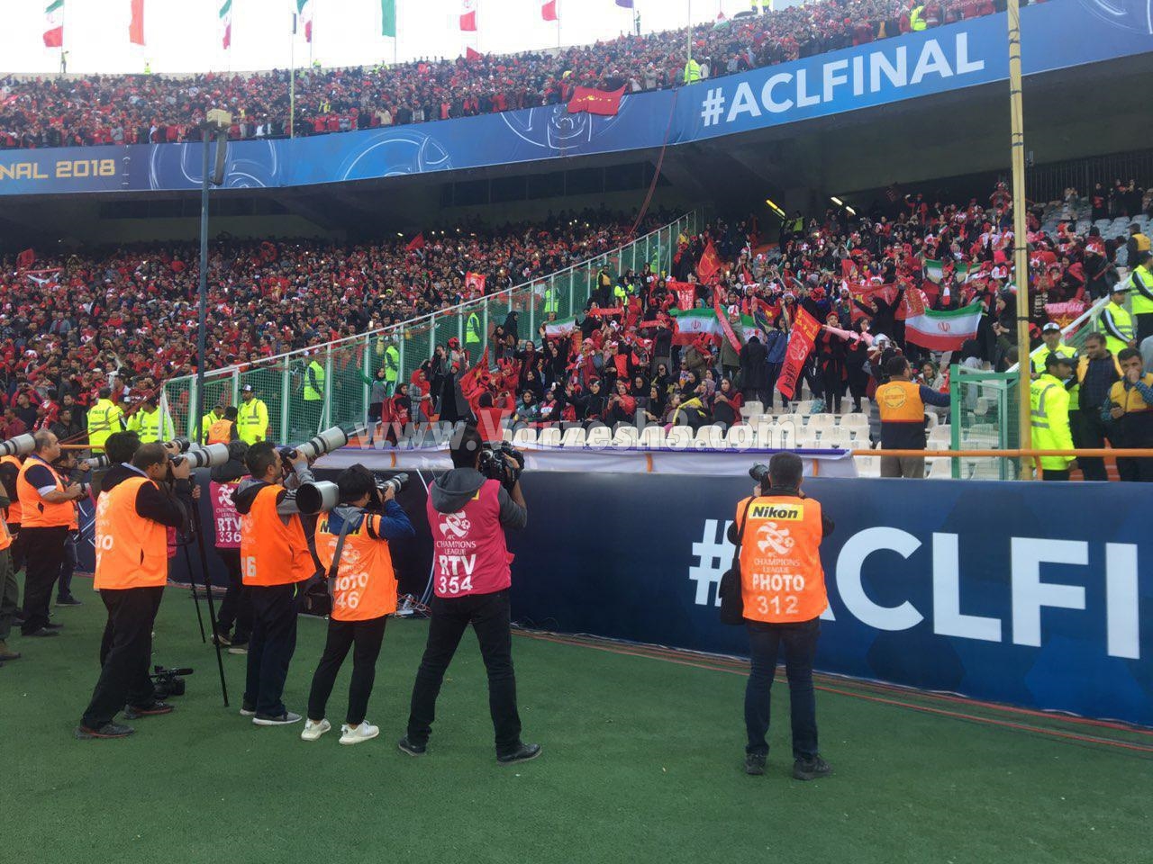 حواشی فینال لیگ قهرمانان آسیا در ورزشگاه ازادی + فیلم و عکس / در حال بروزرسانی