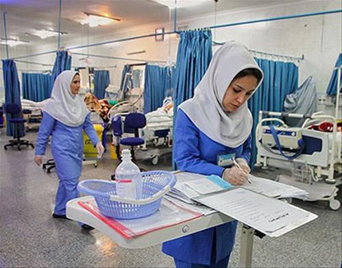 تنها کشوری هستیم که «همراه بیمار» پرستار می شود