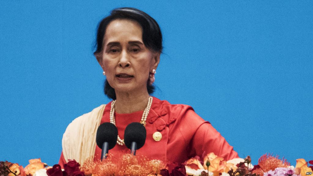 پس گرفتن جایزه «سفیر وجدان» را از «آنگ سان سوچی»