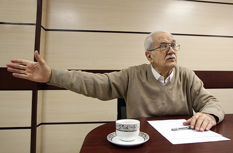 ثروتمندان وابسته به قدرت، افکار عمومی در ایران را میسازند/ ۸۰ درصد بازنشستگان زیر خط فقر هستند ثروتمندان وابسته به قدرت، افکار عمومی در ایران را میسازند/ ۸۰ درصد بازنشستگان زیر خط فقر هستند