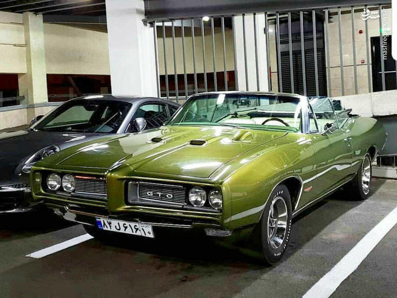 خودروی زیبای آمریکایی در تهران +عکس