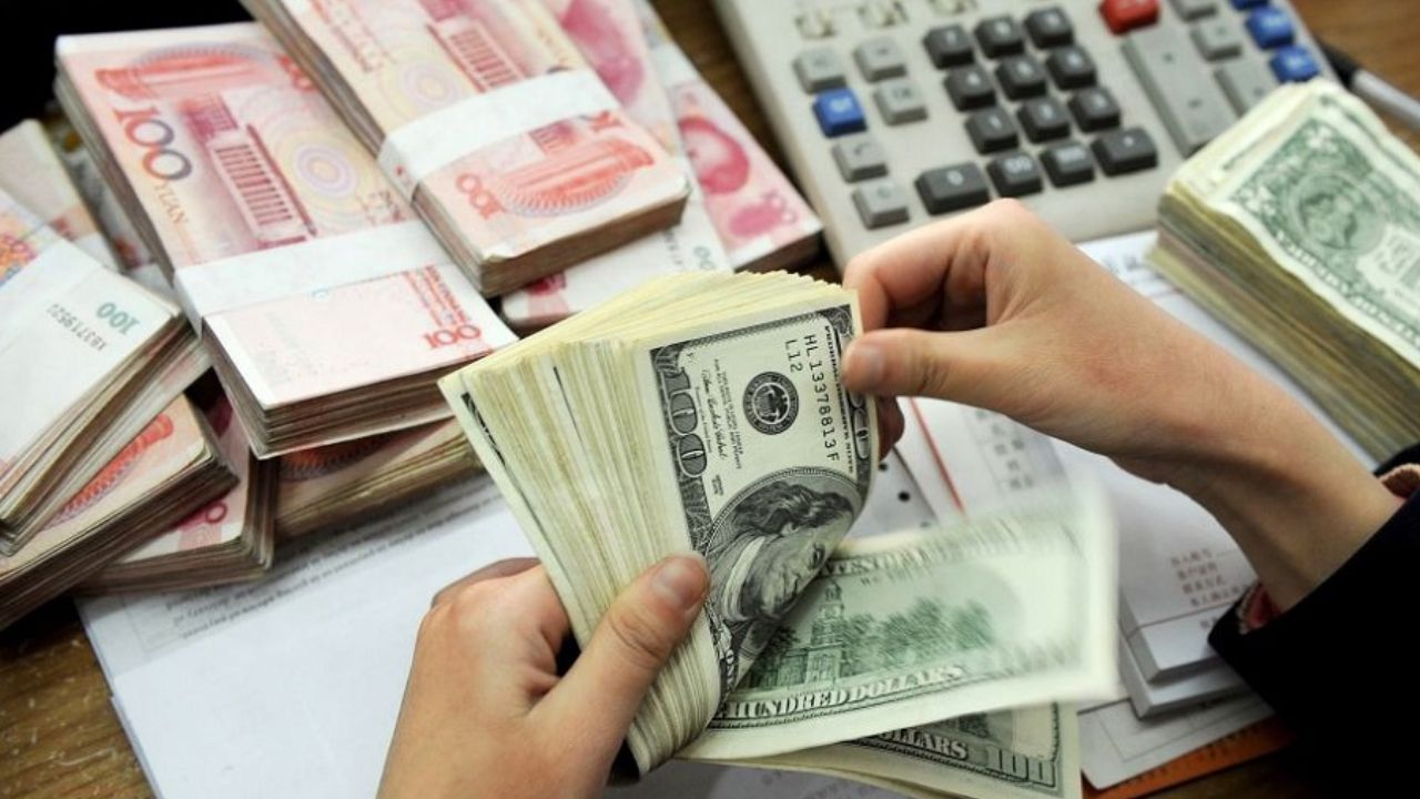 قیمت ارز مسافرتی در بانک‌ها