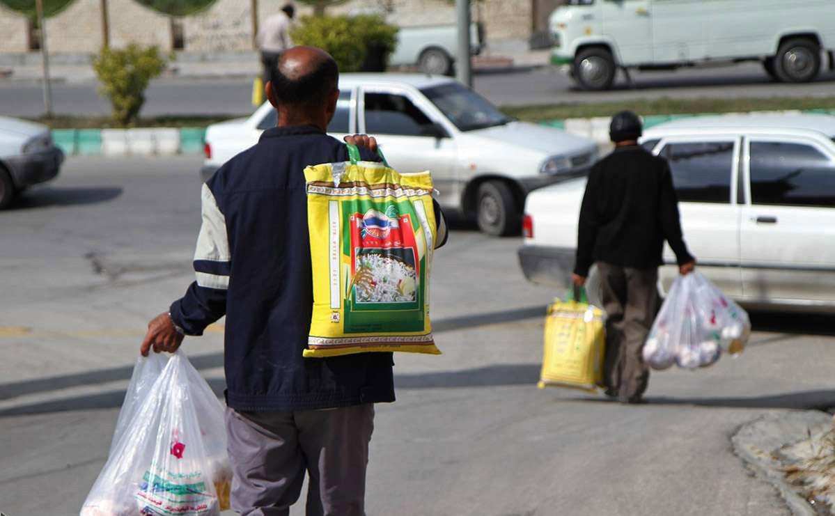 کارگران هم سبد حمایتی می‌گیرند؟