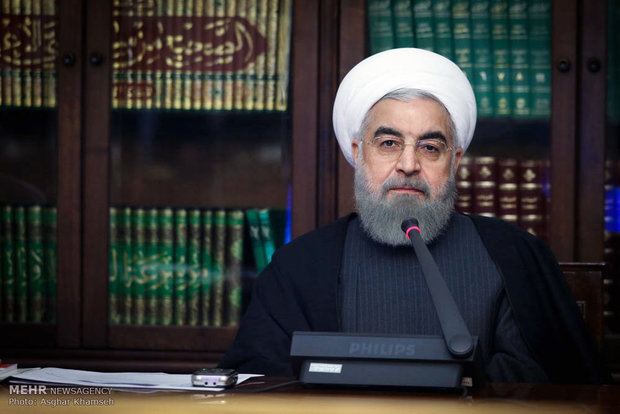 روحانی از خدمات مدیران و کارشناسان بازنشسته کشور تقدیر کرد
