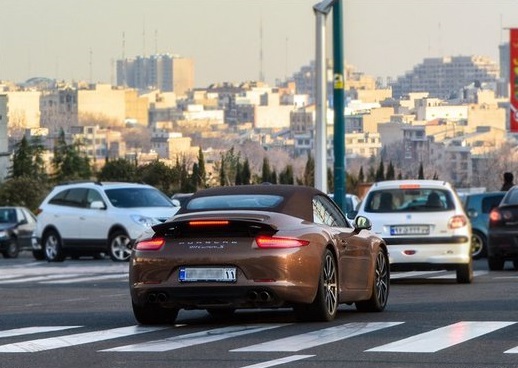 بازیکن سابق سایپا به جرم پورشه دزدی در زندان!