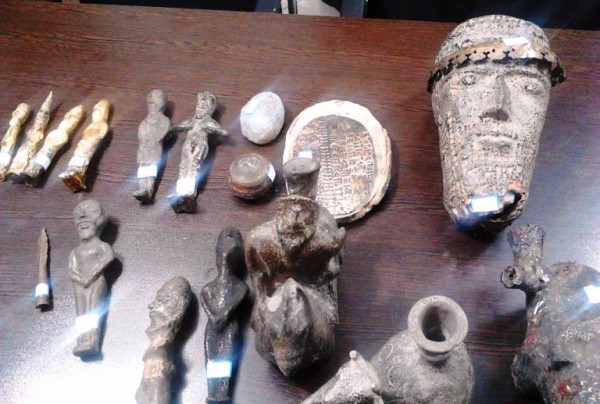 کشف و ضبط اشیای پیش از تاریخ در شمال سیستان و بلوچستان