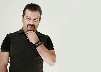 کنایه سنگین مهراب قاسمخانی به جنجال اخیر در شبکه سه +عکس کنایه سنگین مهراب قاسمخانی به جنجال اخیر در شبکه سه +عکس