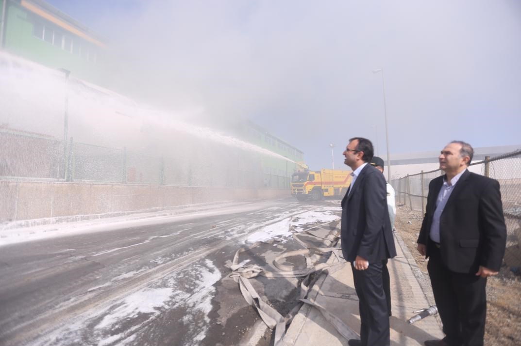 هواپیمای ماهان در فرودگاه امام آتش گرفت + عکس هواپیمای ماهان در فرودگاه امام آتش گرفت + عکس