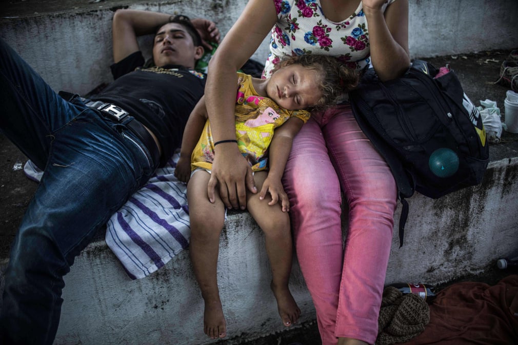 خیل مهاجران امریکا در مکزیک