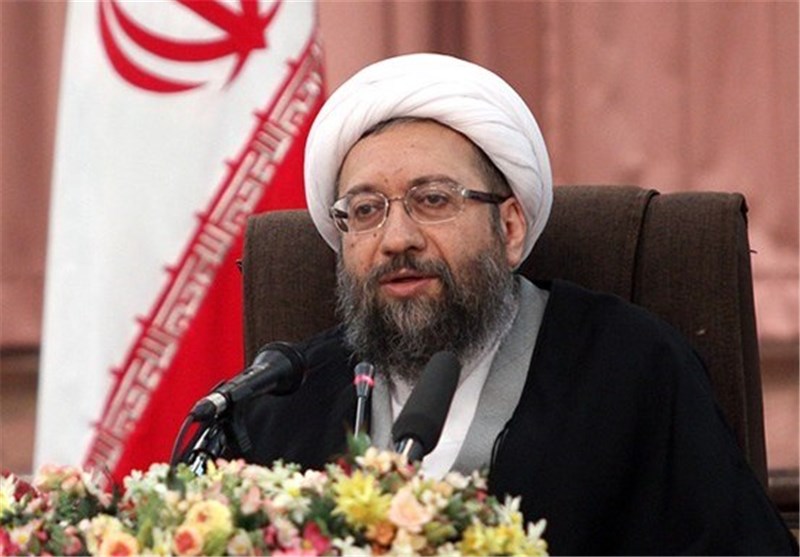 آملی لاریجانی: کسانی که مدعی شکنجه کارگران بودند، ادله ارائه کنند