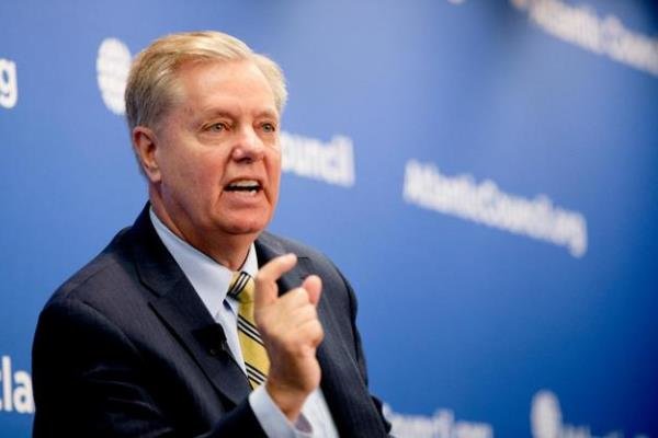 لیندسی‌گراهام: ترس از توقف همکاری سعودی‌ها علیه ایران عقلانی نیست