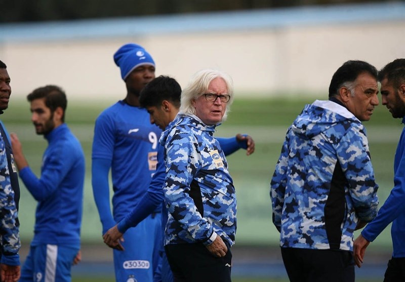 شفر و کمیته فنی استقلال اختلافی ندارند/ برخی شیطنت می‎کنند