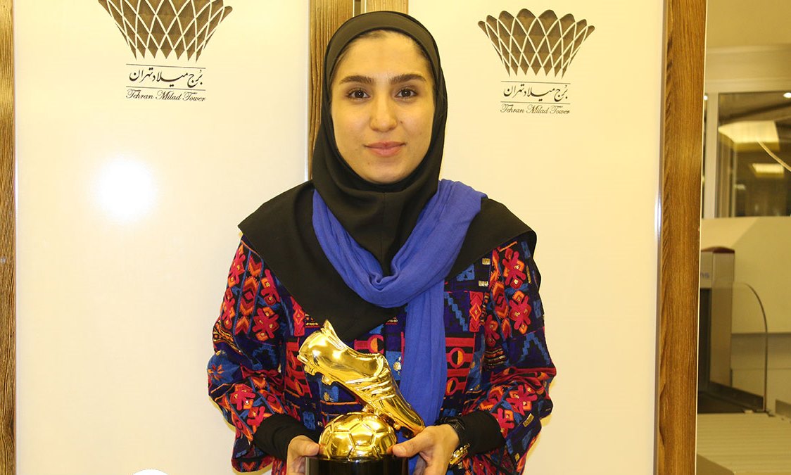 فاطمه اعتدادی در بین ۱۰ بانوی فوتسالیست برتر جهان قرار گرفت