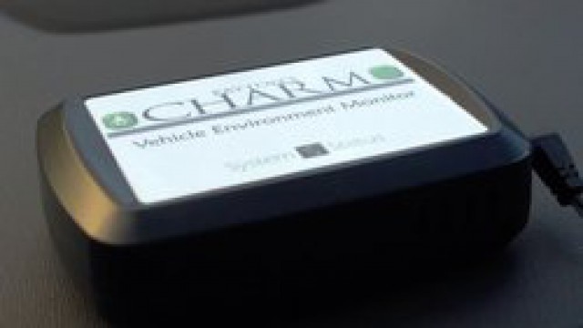 دستگاهی برای جلوگیری از مرگ کودکان جامانده در ماشین +عکس