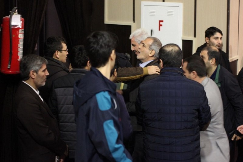 تنش هنگام سخنرانی پزشکیان در تبریز/ اگر بسیجی شمایید برای بسیج متاسفم