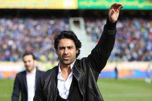 فرهاد مجیدی میهمان ویژه بازی استقلال- پدیده