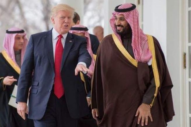 ترامپ: کنار «بن سلمان» می‎مانم!