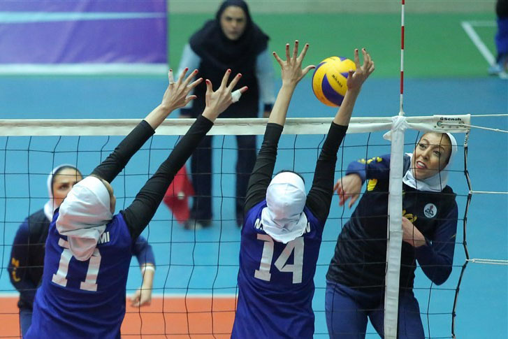 دربی اصفهان والیبال بانوان را چه تیمی می‌برد؟