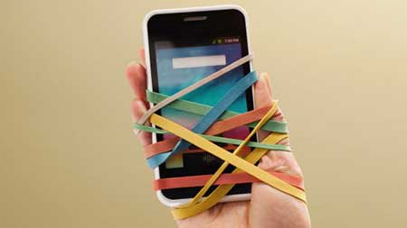 جایزه یک میلیارد تومانی برای یک سال زندگی بدون گوشی هوشمند!