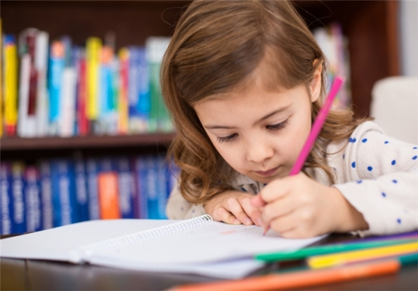 فنلاند، آمریکا، ژاپن و ... به کودکان مشق شب می‌دهند؟