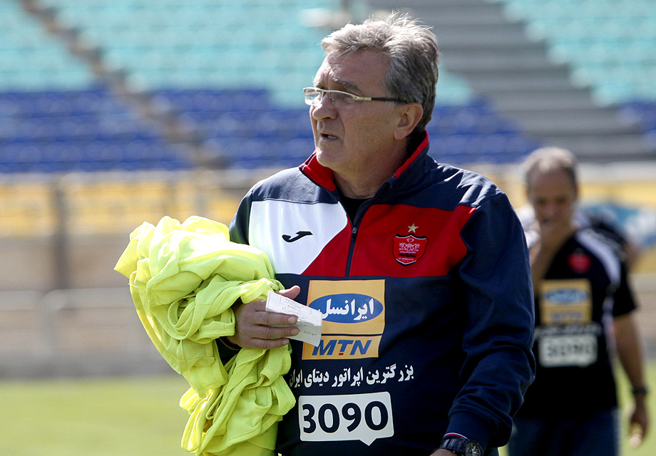 برانکو: عرب نمی&zwnj;تواند یک شبه همه چیز را عوض کند/ به حرف&zwnj;های طارمی توجه نمی&zwnj;کنم