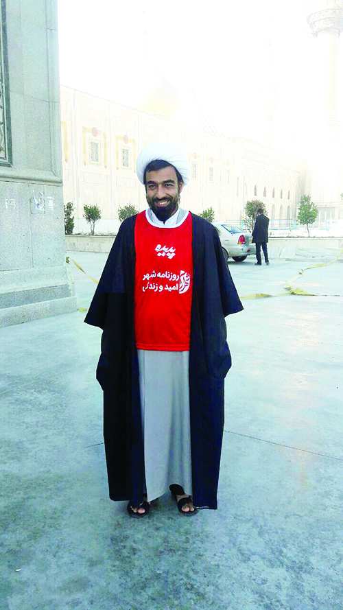 راز طرفداری روحانیون از تیم پدیده چیست؟