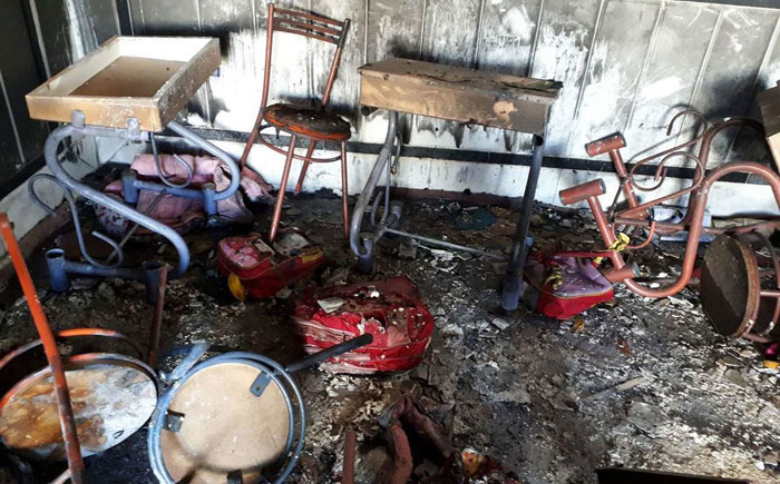 ابعاد فاجعه در زاهدان/ مردم نگران‌اند؛ فرزندانشان در مدرسه امنیت جانی ندارند