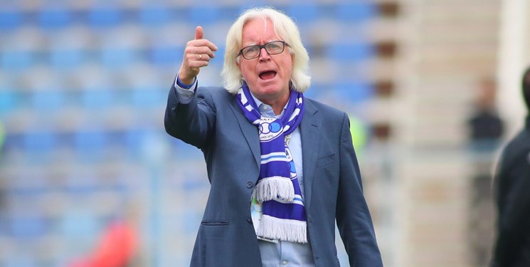 برخی از درون استقلال نمی‌توانند به ما ضربه بزنند/گفتند صدرنشینی ما در گروه مرگ شانسی است