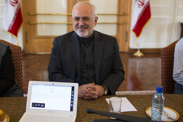 ظریف در کنفرانس بینالمللی افغانستان در ژنو شرکت میکند ظریف در کنفرانس بینالمللی افغانستان در ژنو شرکت میکند