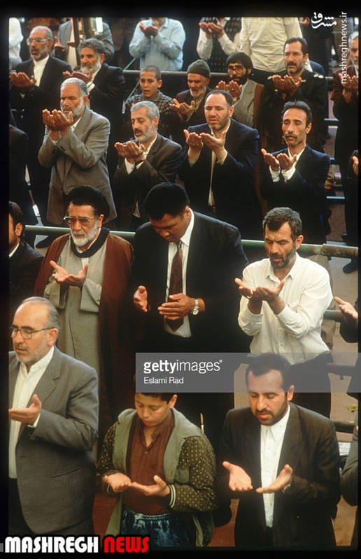 اسطوره بوکس جهان در نماز جمعه تهران +عکس