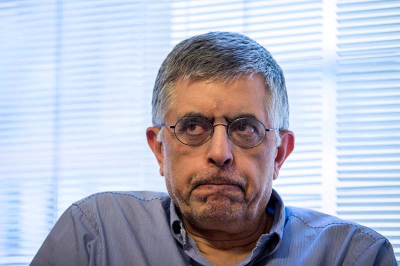 یکی از شاداب‌ترین دوران سیاسی ایران دهه ۷۰ بود/هر جامعه‌ای نیازمند احزاب سوسیالیست یا محافظه‌کار است