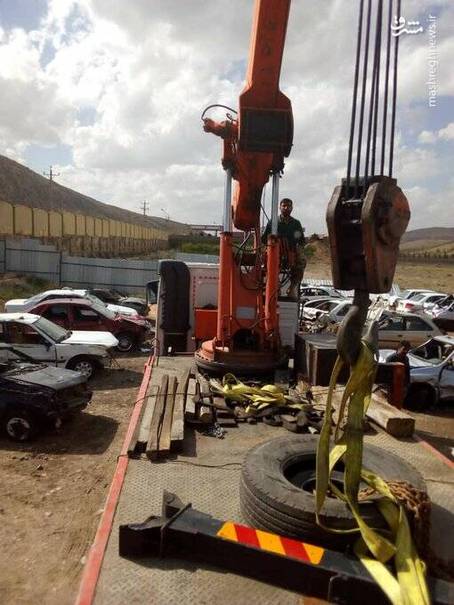 سپاه با خودروهای آسیب دیده سیل شیراز چه کار کرد؟ +عکس سپاه با خودروهای آسیب دیده سیل شیراز چه کار کرد؟ +عکس