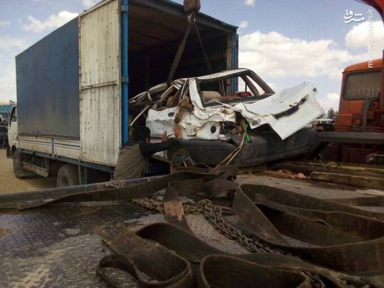 سپاه با خودروهای آسیب دیده سیل شیراز چه کار کرد؟ +عکس سپاه با خودروهای آسیب دیده سیل شیراز چه کار کرد؟ +عکس