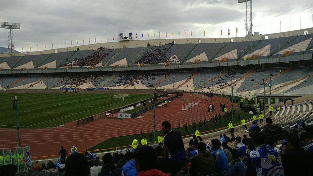 تصویری از داخل استادیوم آزادی، ۶ ساعت مانده به دربی تصویری از داخل استادیوم آزادی، ۶ ساعت مانده به دربی