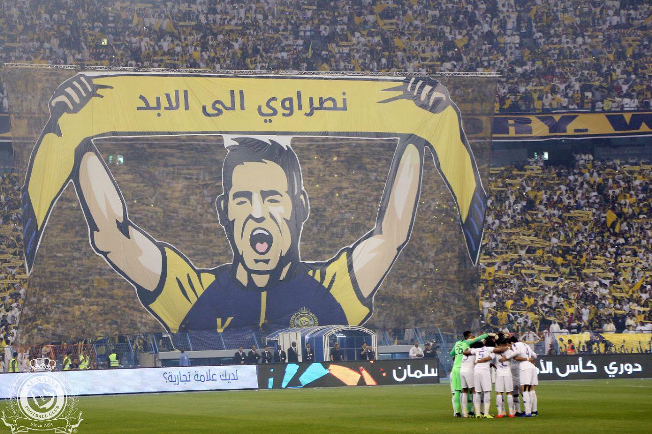 حواشی دربی ۸۹ تهران/ جدال آبی و سرخ در استادیوم آزادی /در حال بروزرسانی