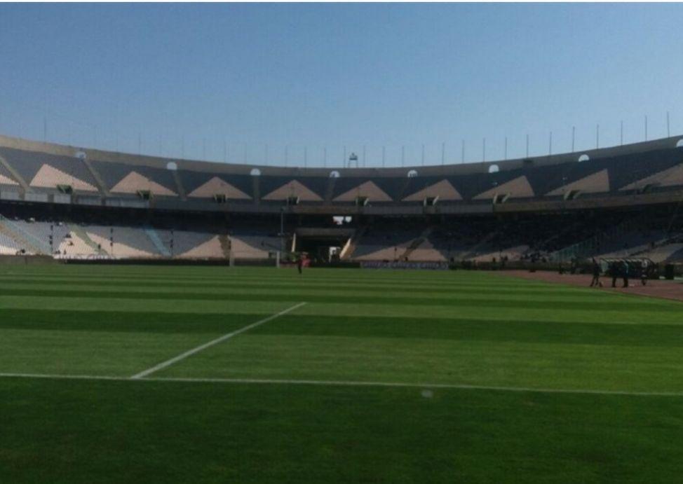 حواشی دربی ۸۹ تهران/ جدال آبی و سرخ در استادیوم آزادی /در حال بروزرسانی