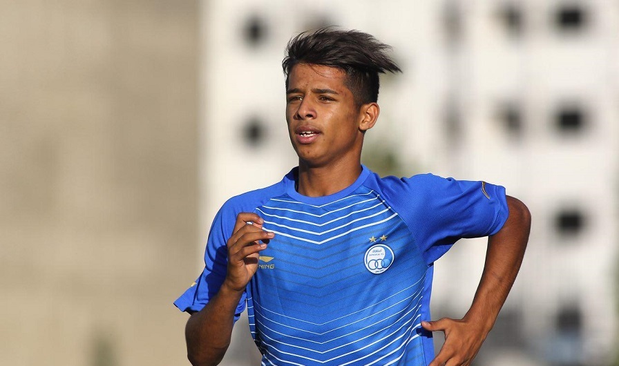 قهر بازیکن استقلال کار دستش داد/ مهدی قائدی اخراج شد!