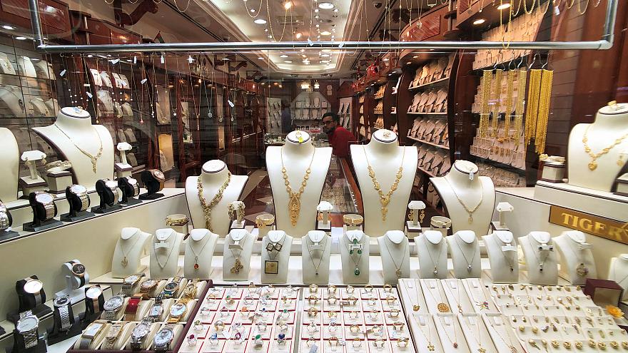 رئیس اتحادیه طلا و جواهر تهران :طلا در سال ۹۸ ارزان می‌شود